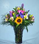 01W Anniversary Vase Arrangement